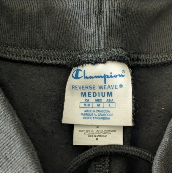 Champion Disney Women Medium Black Reverse Weave Characters Embroidered 122024 - Picture 12 of 13